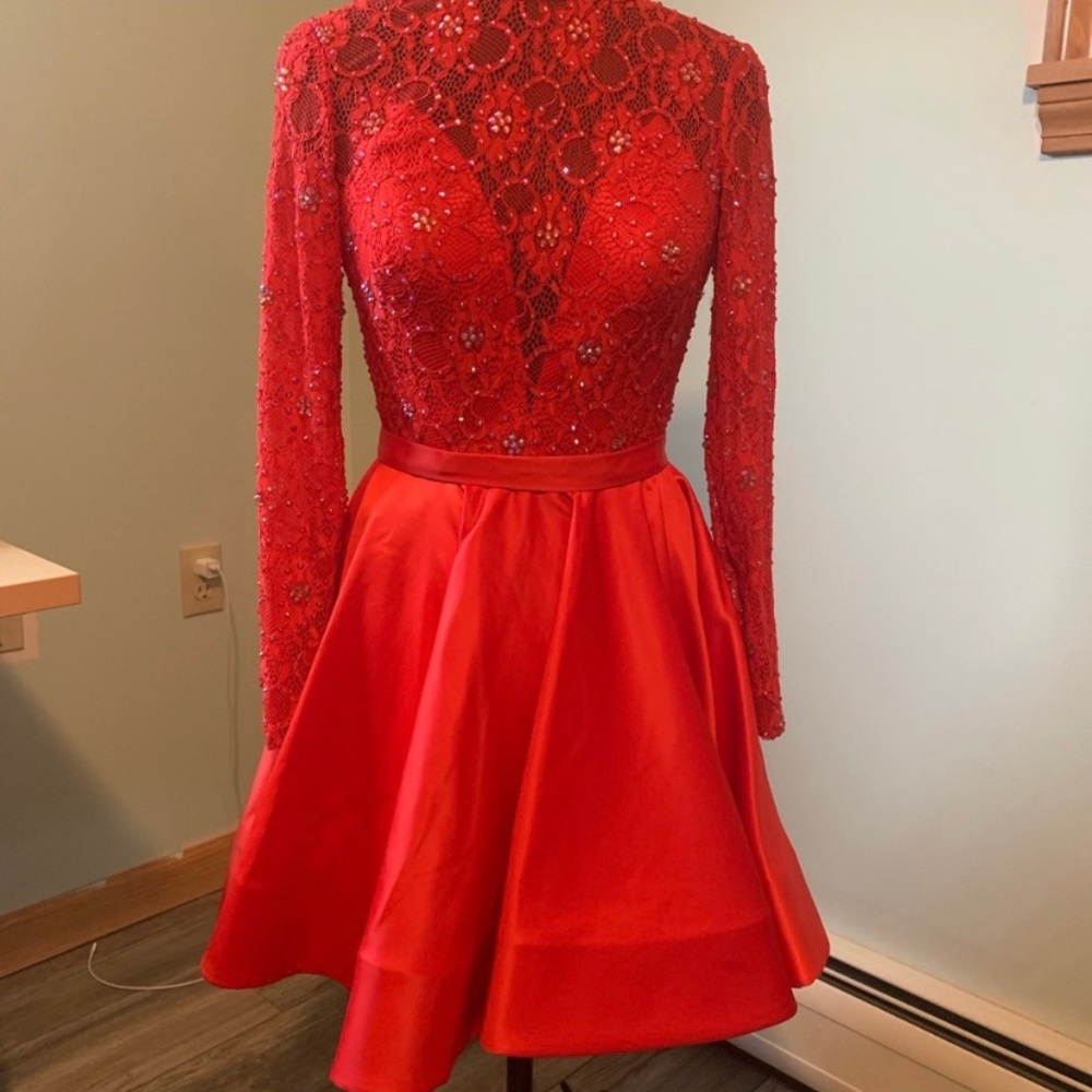 Beautiful, JK Cocktail dress with pockets!